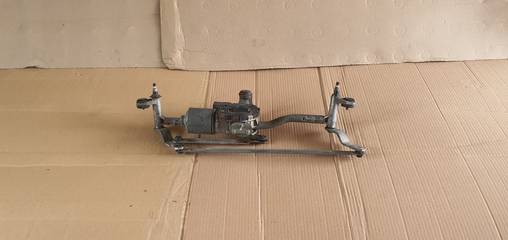 Ansamblu stergatoare cu motoras touran T2 2006-2010