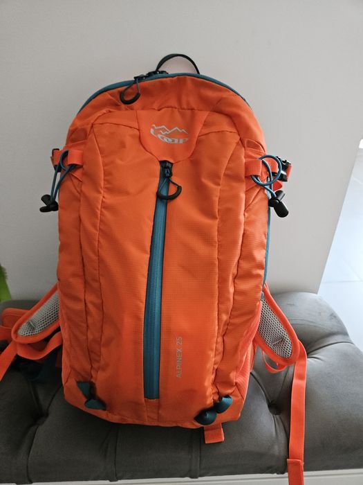 vând rucsac drumeție Loap 25 L