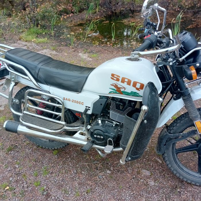 Продам мотоцикл сак мотор 250куб