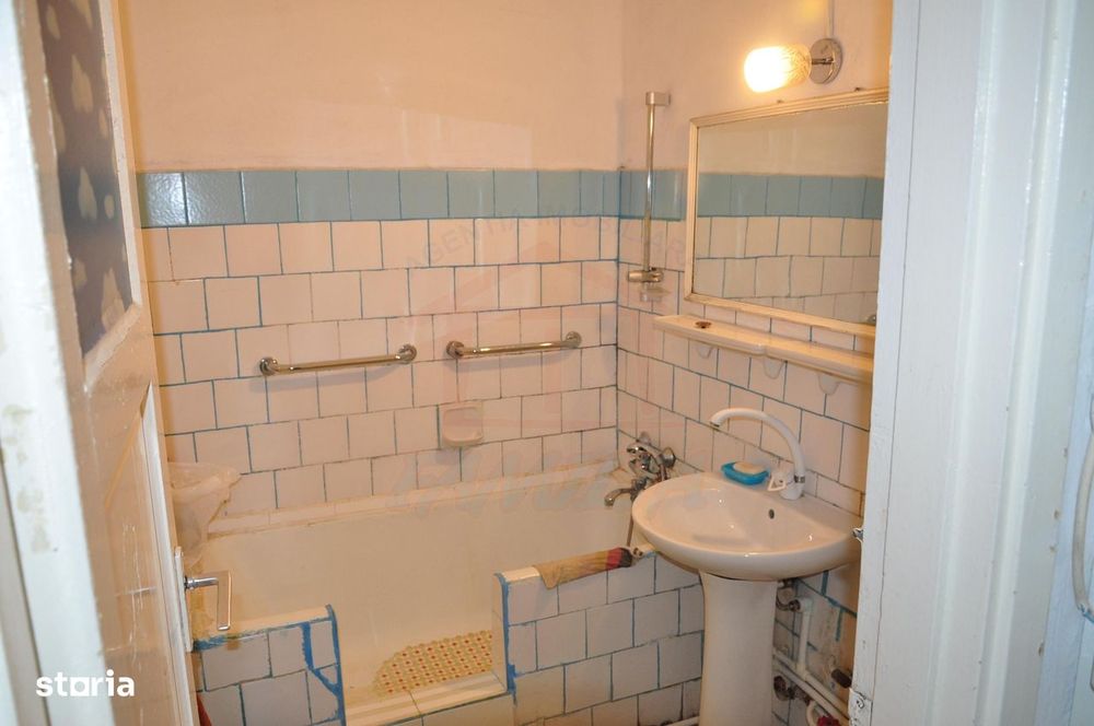 De vanzare apartament 2 camere, Centru