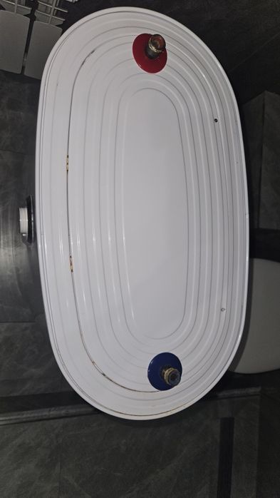 Продам бойлер нагрева воды Electrolux