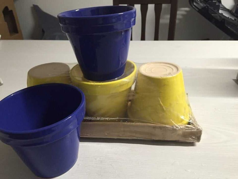 Кашпи за цветя на едро и дребно кашпи 1.9 лв керамика печени на 1000°C