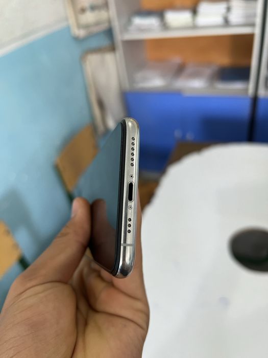 Iphone xs  ideal srochno