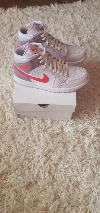 Vand Nike Air Jordan 1 mid Valentine’s