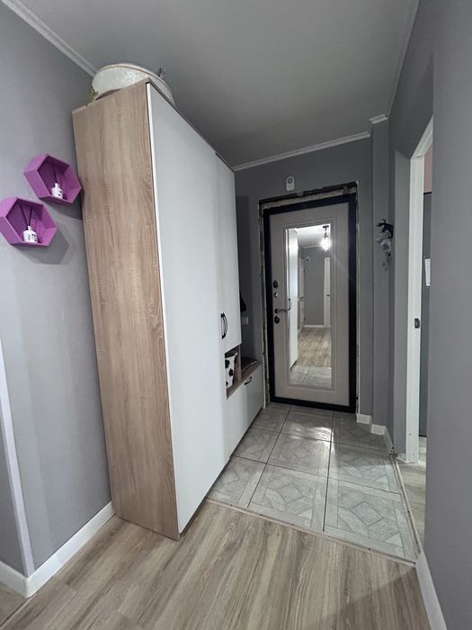 Продам трехкомнатную квартиру