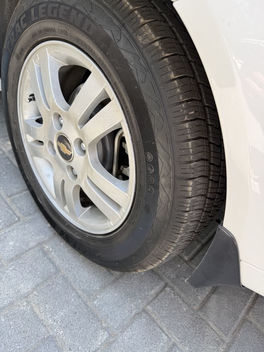 Lacetti Lasetti 1.6 avtamat 180.000 km