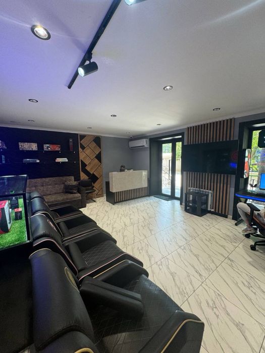 Сдается в аренду помещение вдоль дороги 92м2 - Мирабад | Айбек