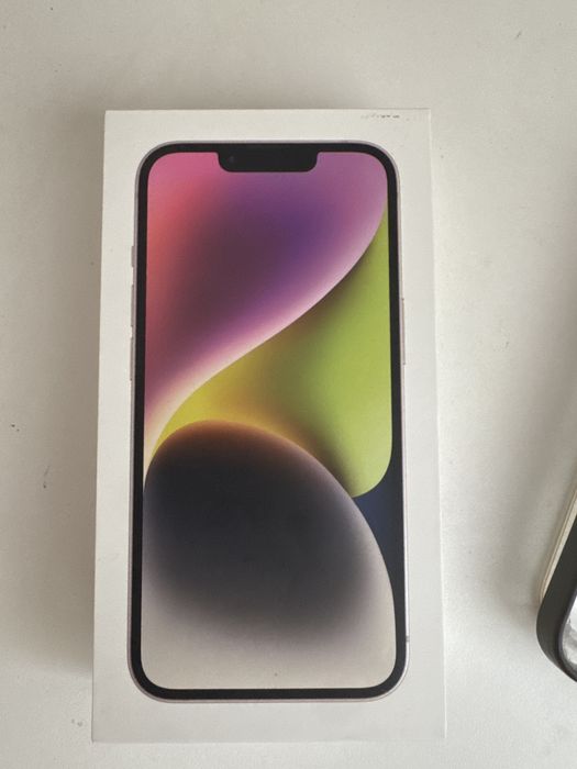 iPhone 14.