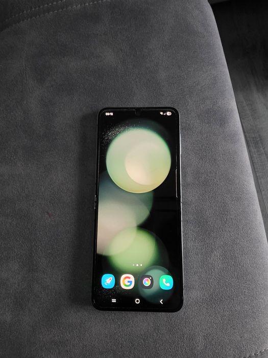 Samsung Z  Flip 5