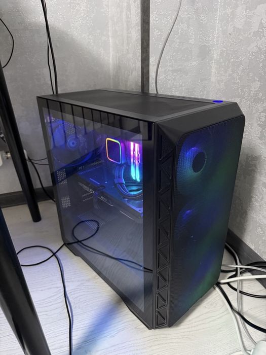 Kompyuter srochna sotiladi Ideal