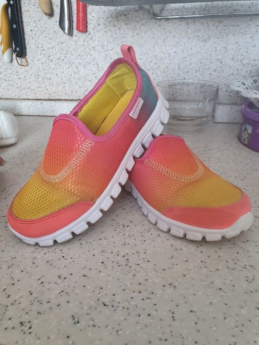 Продам Кросовки-макасы