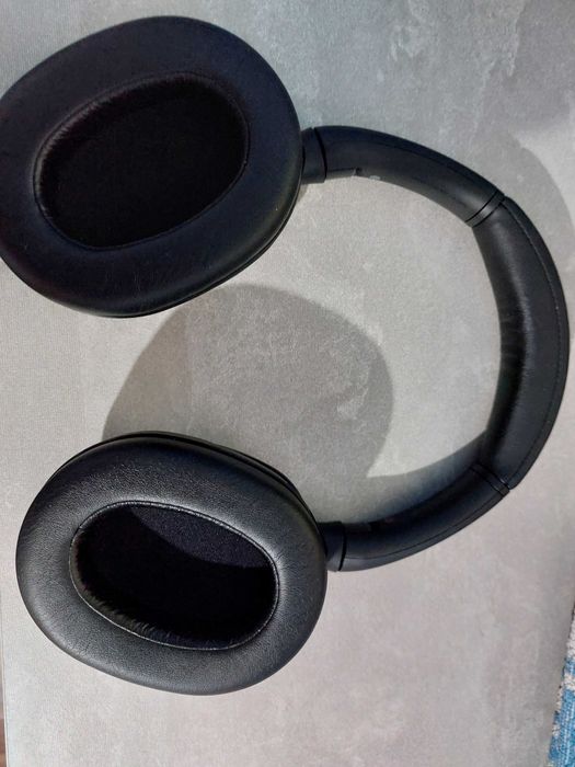 Vand casti Sony ult wear