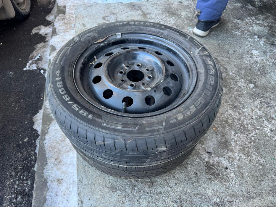 Продам комплект резины лето с дисками (штампы)