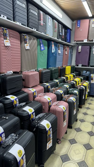 Большие чемоданы на 100л (высота 75 см)