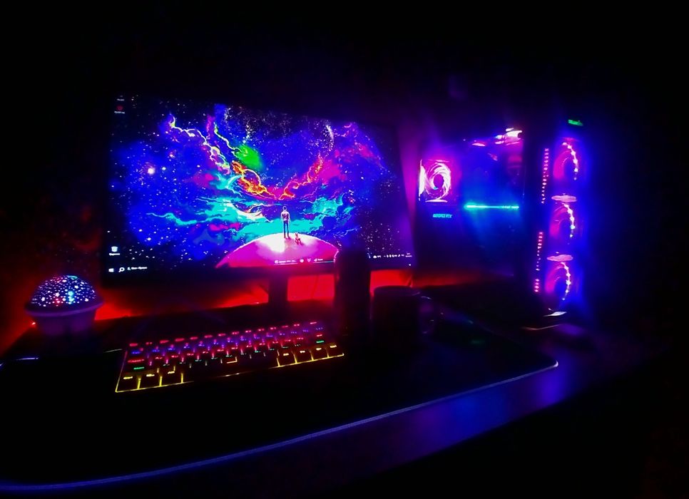 продам 2 монитора