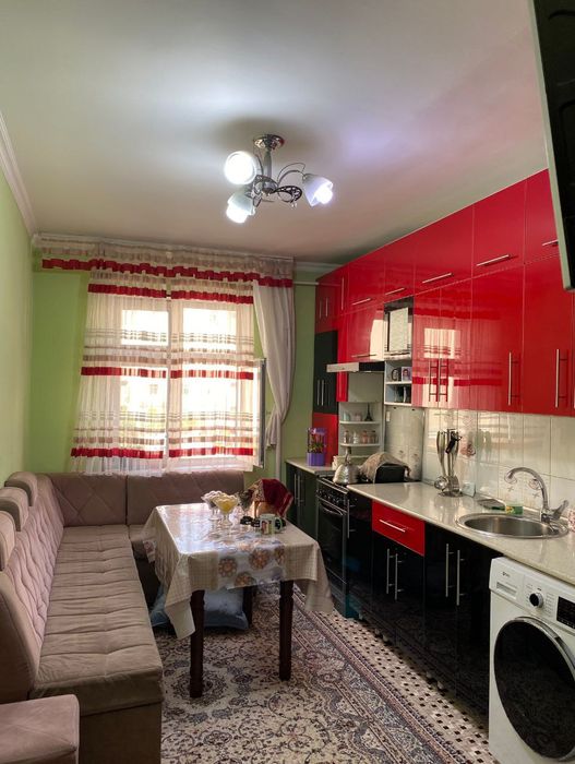 Vaginada uy qurilishi chotkalarini yigish