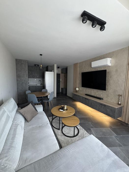 Продава се Двустаен апартамент в Пловдив, Остромила - 67 кв.м за 2165 €/кв.м - Снимка #3