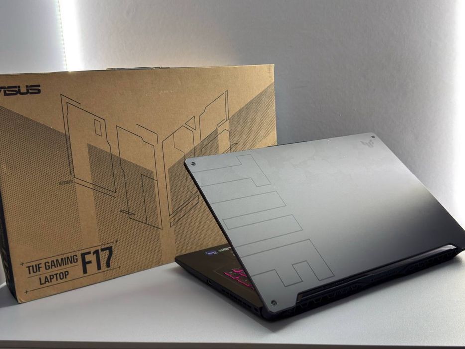 Asus Tuf Gaming F17 i9-11900H