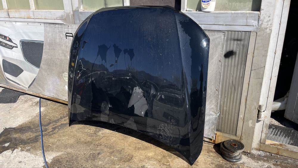 2 броя преден капак Audi A4 B8 2013г