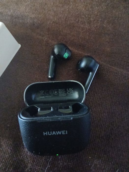 Безжични слушалки Huawei  нови