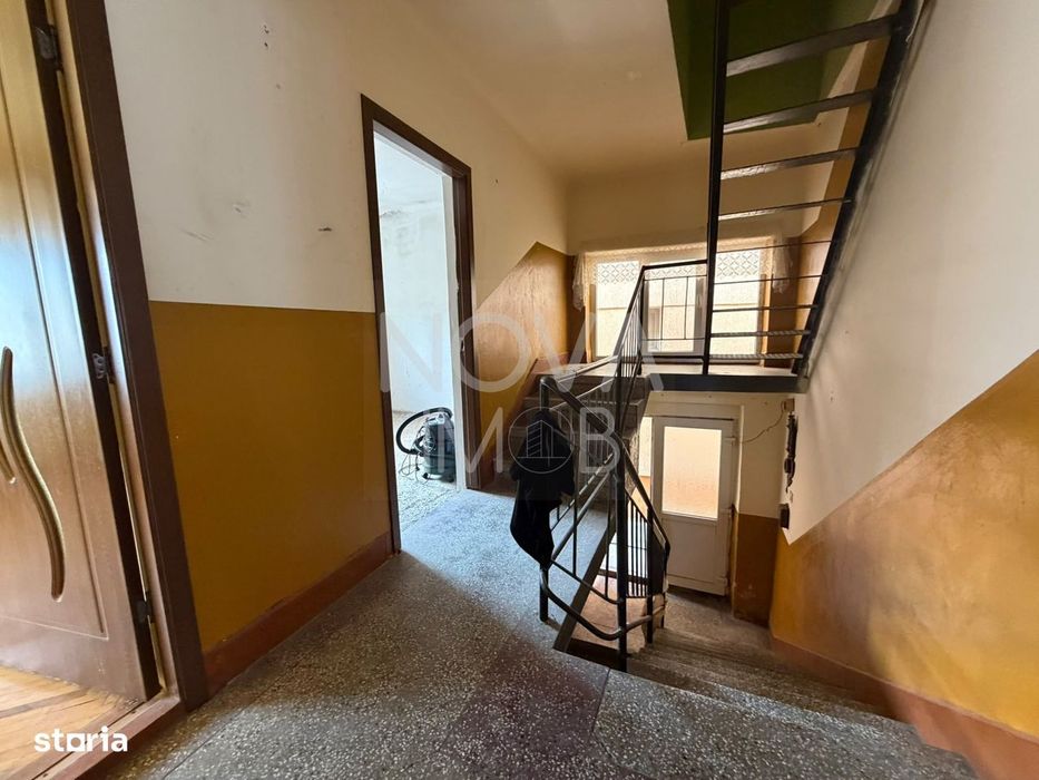 Casa individuala de vanzare cu COMISION 0, Zona Lazaret / Lupeni