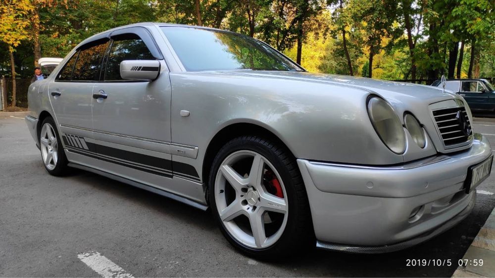 Бампер на mercedes - benz w210 carlsson
