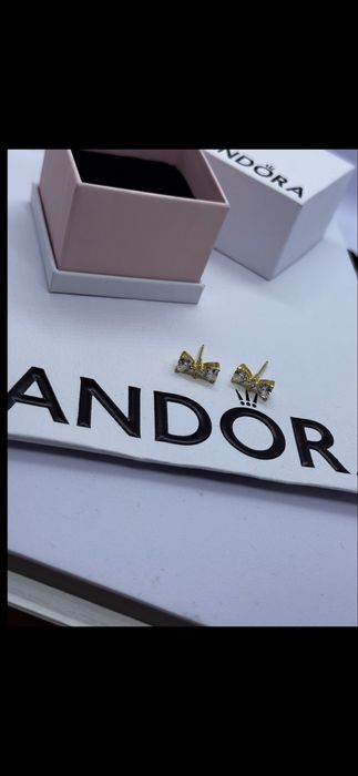 Пандора обеци Pandora