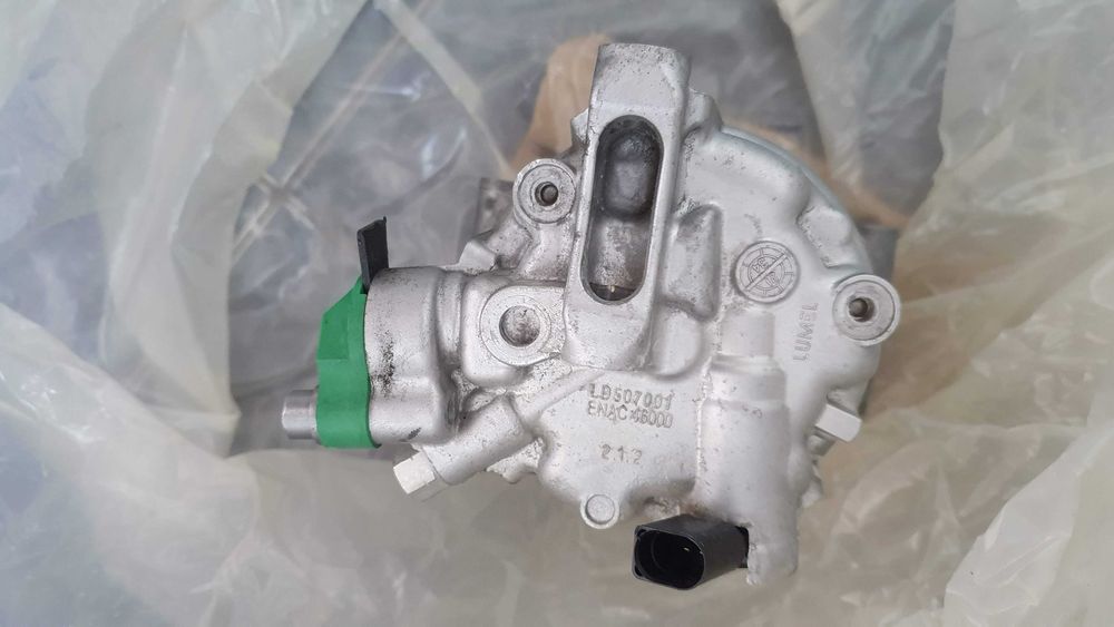 Compresor AC aer conditionat VW, Audi, Skoda, Seat, Cupra 3Q0816803B