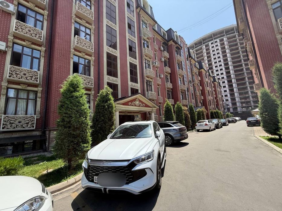 Успейте! Продается 85м2 коробка в ЖК Дархан (Golden House)