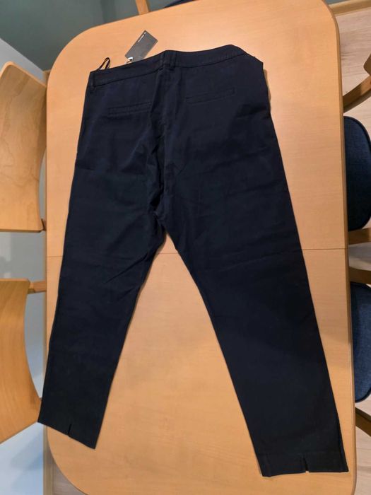 Тъмно син панталон