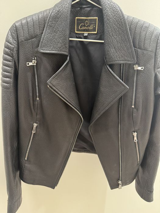 Срочно продам кожаную куртку