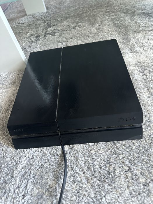 Playstation 4 в отлично състояние