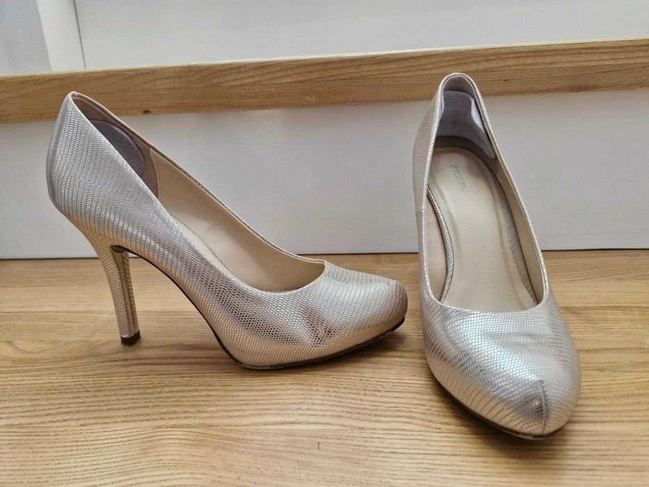 Pantofi ocazie 38