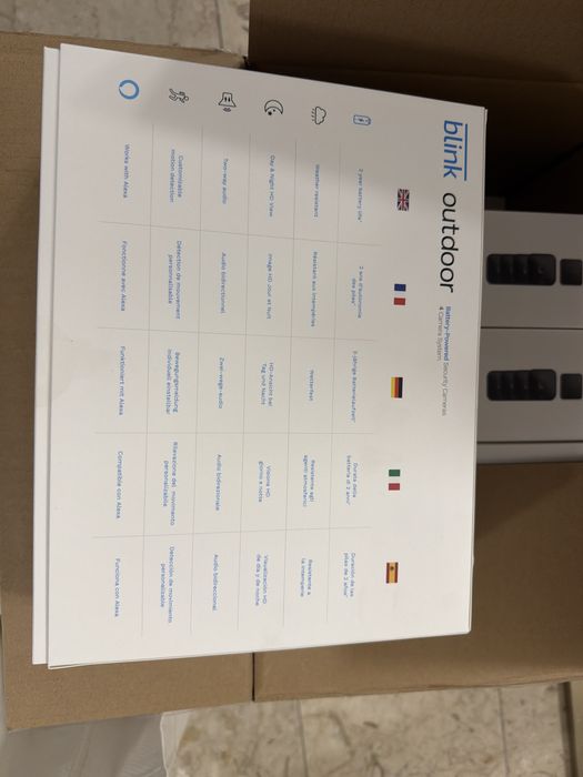 Camere de supraveghere wireless cu acumulator baterii blink outdoor 4