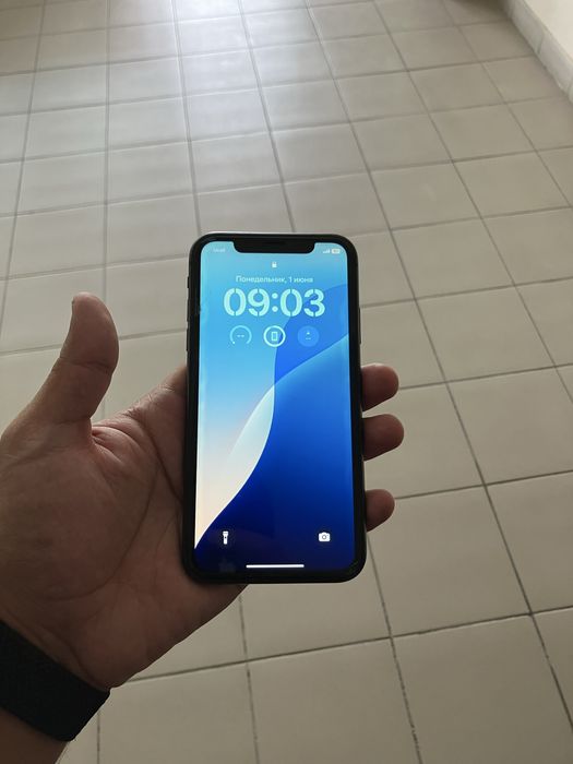 Iphone 11 64 gb LLA idealniy