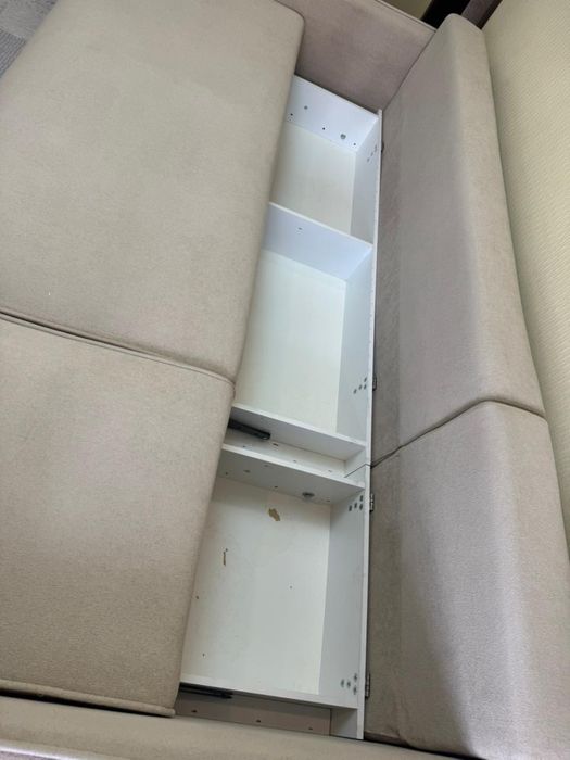 Продам диван срочно