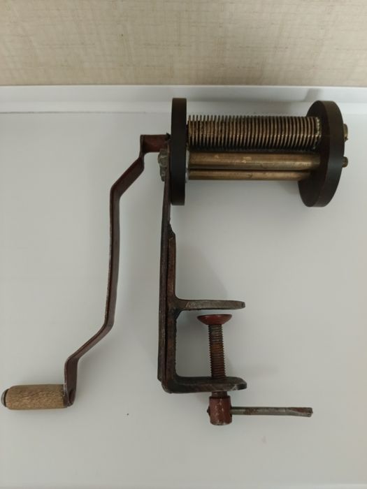 Л а п ш е р е з к а