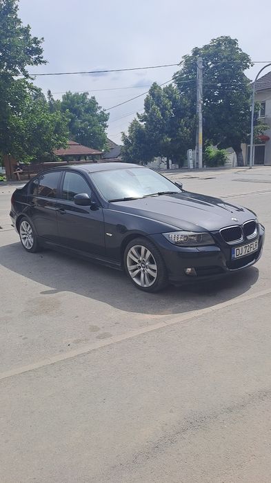 vând bmw e 90 facelift