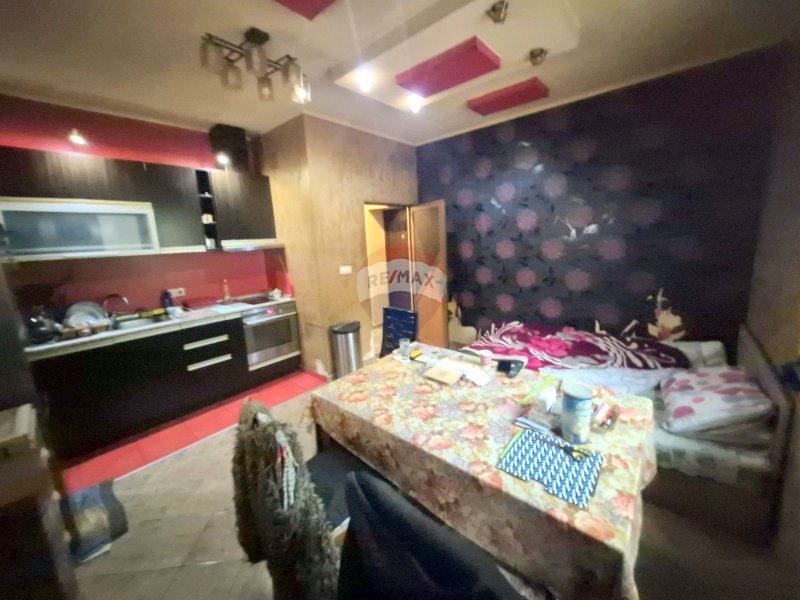 Продава се Двустаен апартамент в Варна, Христо Ботев - 43 кв.м за 1675 €/кв.м - Снимка #1