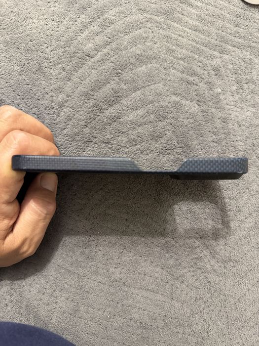 Продам чехол Pitaka на iPhone 15 pro