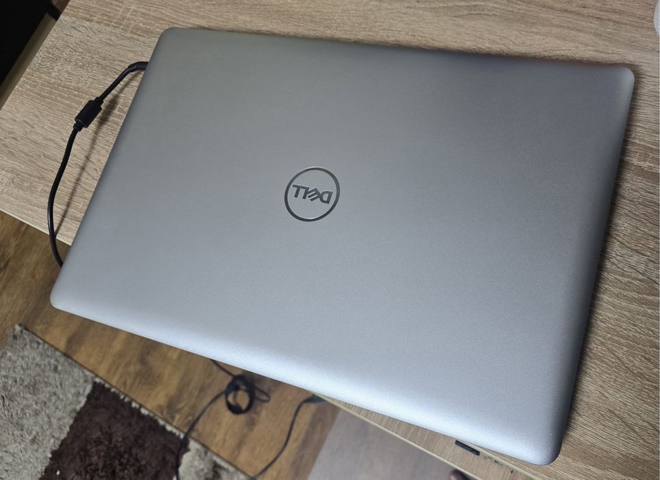 Laptop Dell Inspiron 5770 – i5, 8GB RAM,1TB dell stare frt  bună lapto