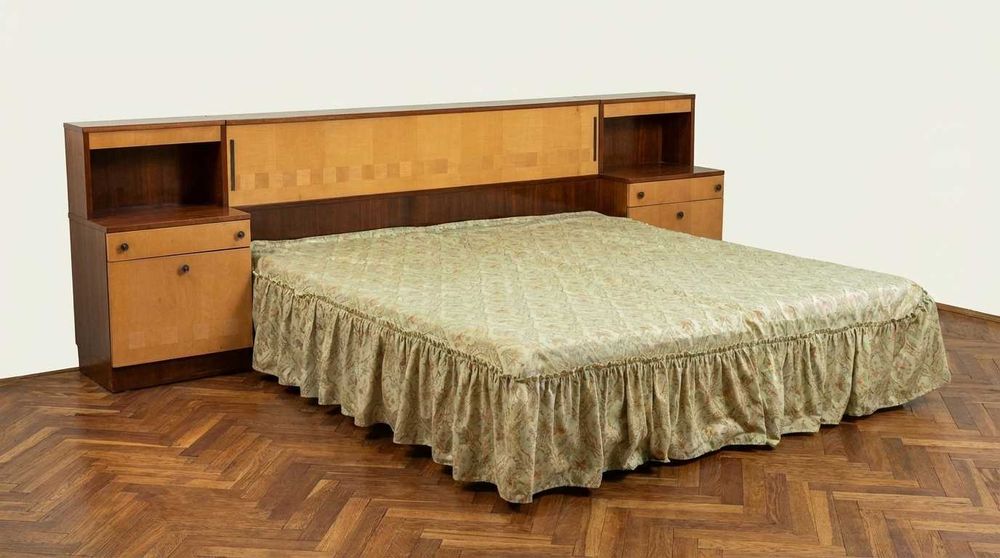 Set complet mobilă dormitor vintage anii '70-'80 romanească