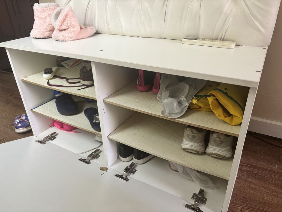 Mebel sotiladi!!! Detskiy krovat 2 etajli. Prihojka baqvat materialdan