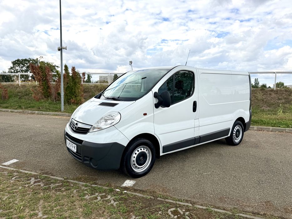 Opel Vivaro L1H1. 2.0 DCI. 114 CP