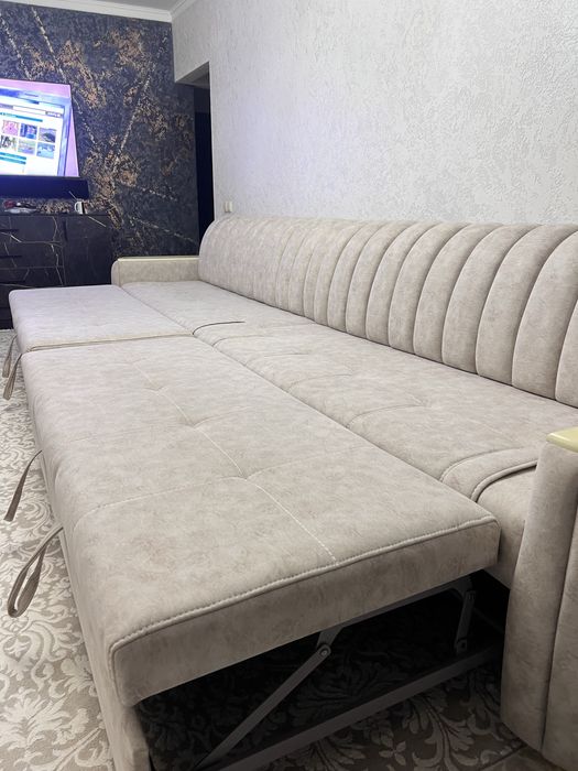 Диван 4 метра использовали 2 месяца
