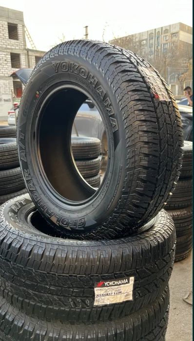 Продаю комплект шин новые Yokohama geolanadr 265 65 r17 112h