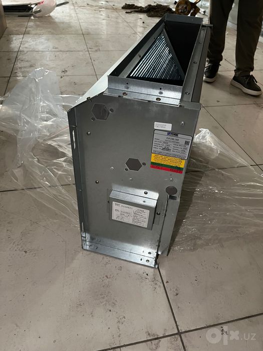 Фанкойл  fan coil York 2-х канальный 3.84 кВт 6.15 кВт