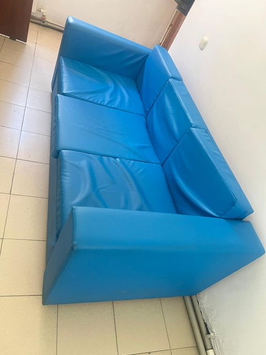 Продам Диван в хорошем состоянии