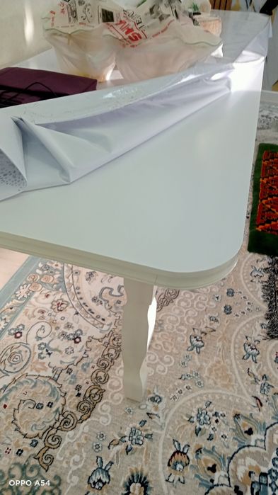 Стол большой почти новый