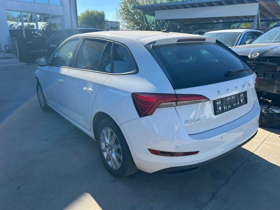 Skoda Scala 2020 Avariat 1.0 tsi 115 cp cutie dsg 127000km